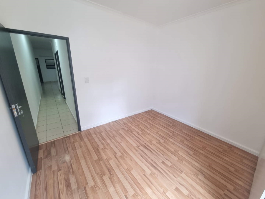 To Let 2 Bedroom Property for Rent in Observatory Western Cape